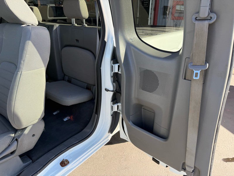 2019 Nissan Frontier Image 23