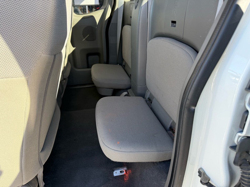 2019 Nissan Frontier Image 24