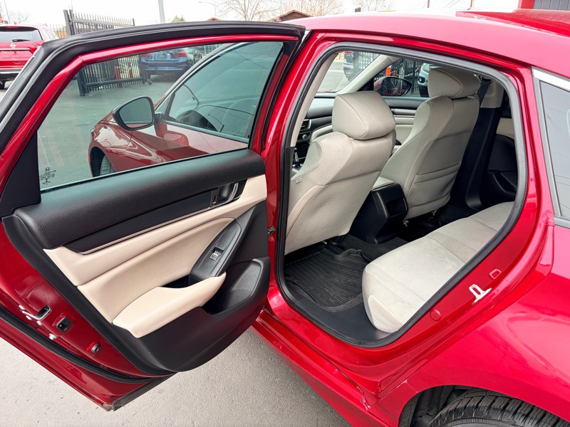 2022 Honda Accord Image 21