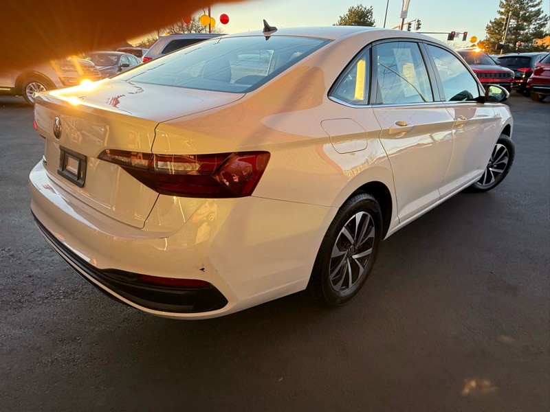 2022 Volkswagen Jetta Image 6