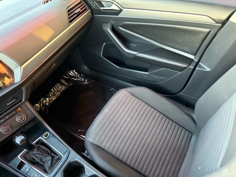 2022 Volkswagen Jetta Image 15