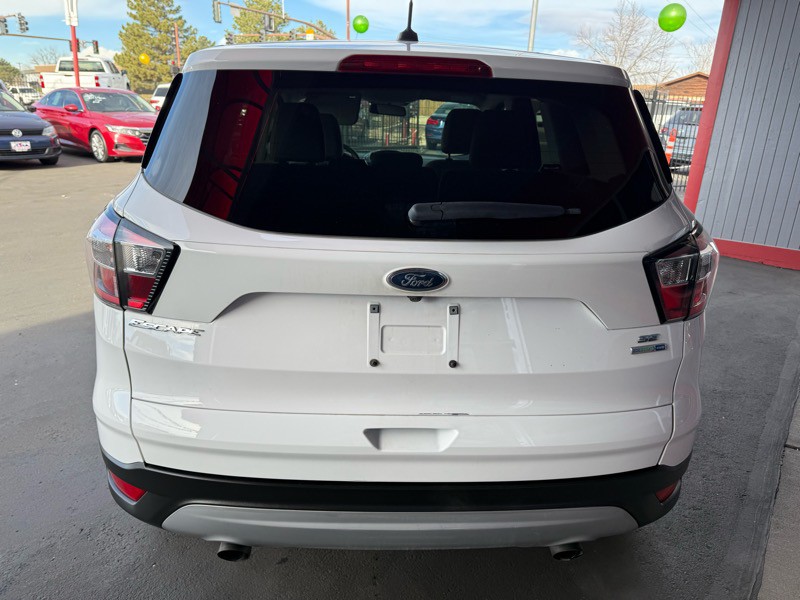 2017 Ford Escape Image 4