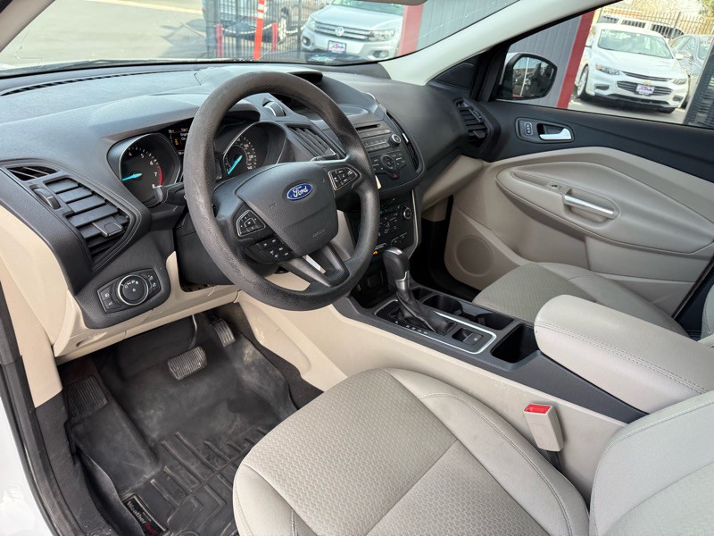 2017 Ford Escape Image 14