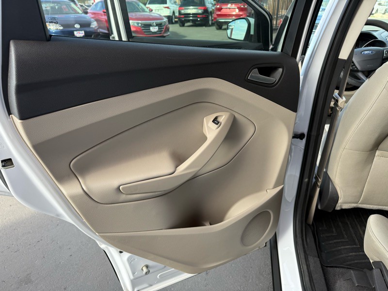 2017 Ford Escape Image 27