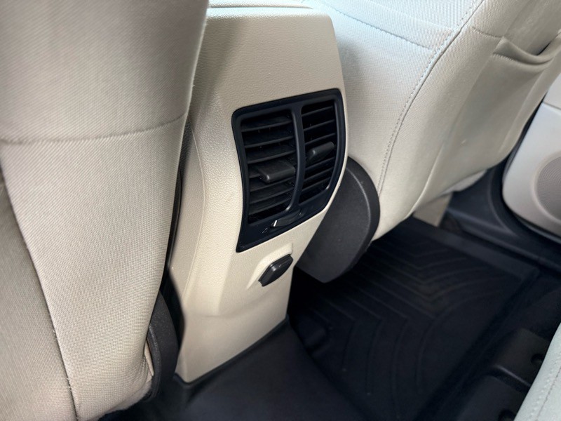 2017 Ford Escape Image 29