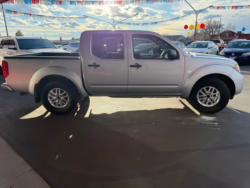 2017 Nissan Frontier Image 7