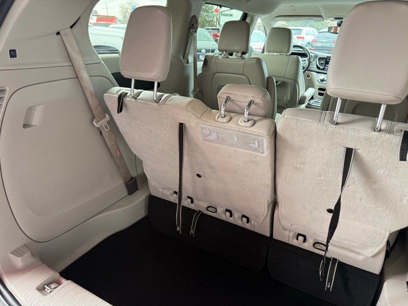 2021 Chrysler Pacifica Image 6