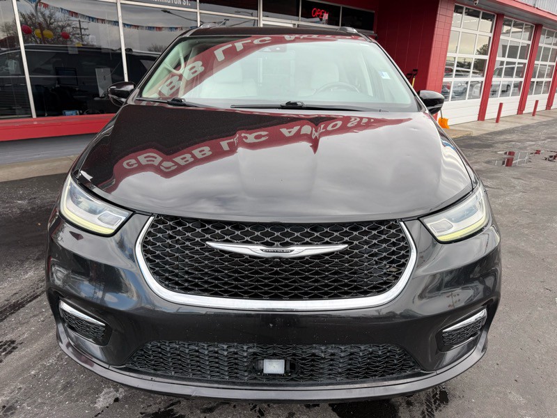 2021 Chrysler Pacifica Image 11