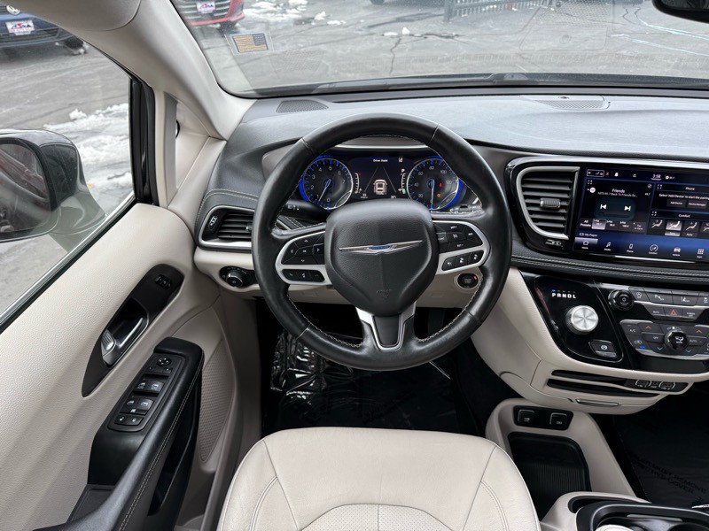 2021 Chrysler Pacifica Image 26