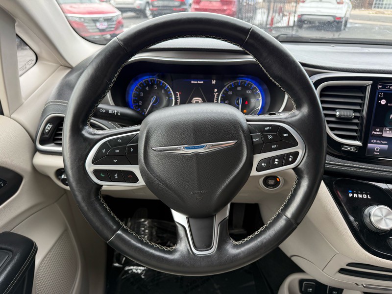 2021 Chrysler Pacifica Image 27