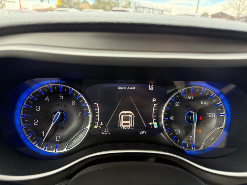 2021 Chrysler Pacifica Image 28