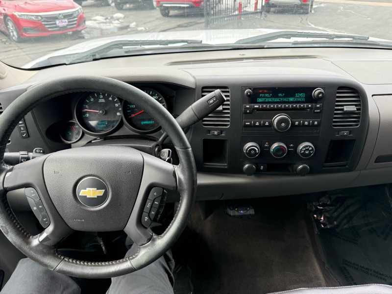 2013 Chevrolet Silverado 1500 Image 14