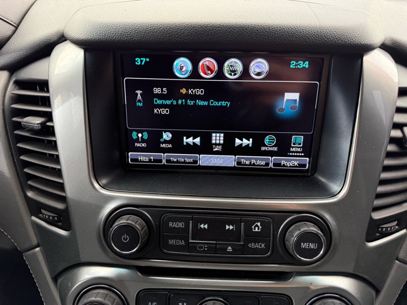 2018 Chevrolet Suburban Image 16