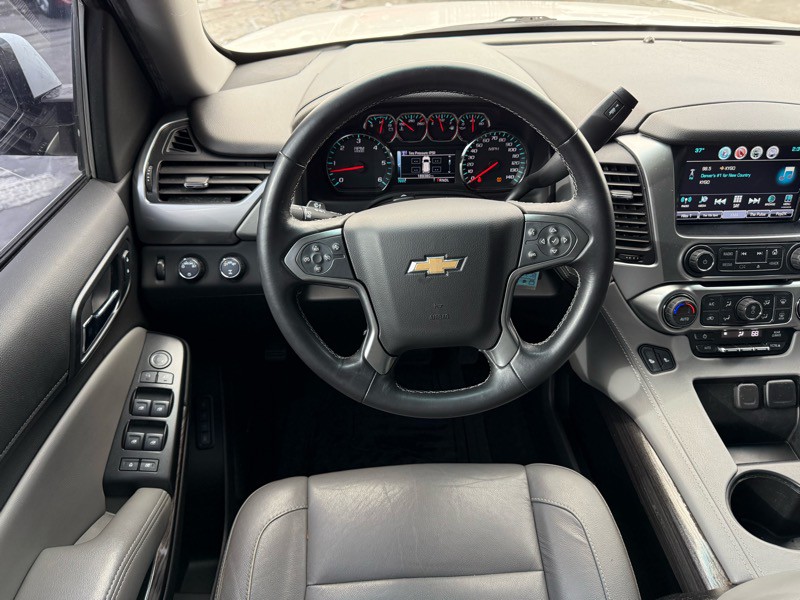 2018 Chevrolet Suburban Image 21