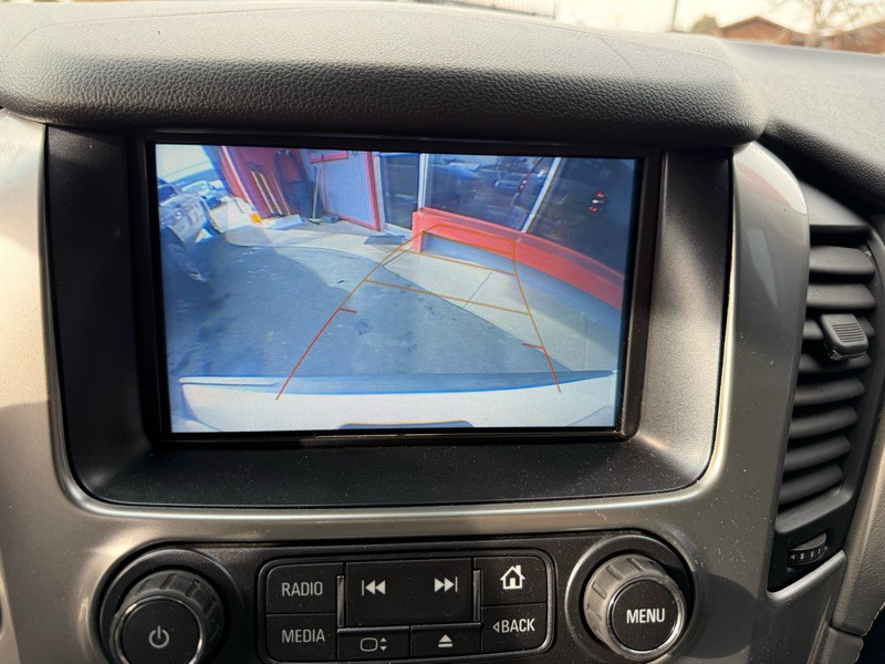 2018 Chevrolet Suburban Image 25