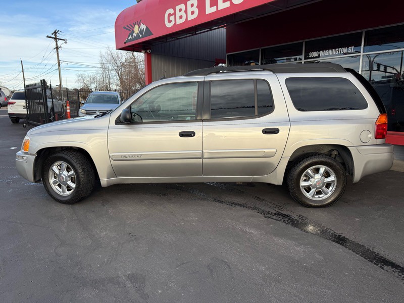 2004 GMC Envoy Image 2