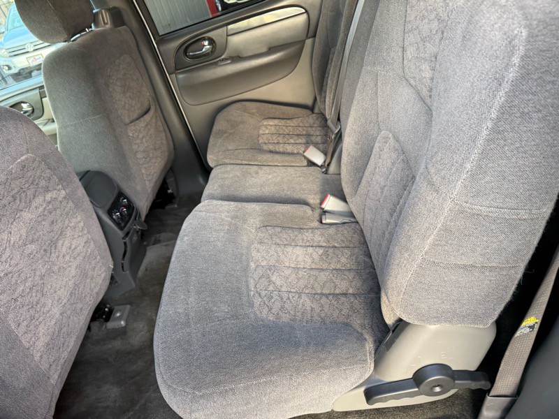 2004 GMC Envoy Image 29