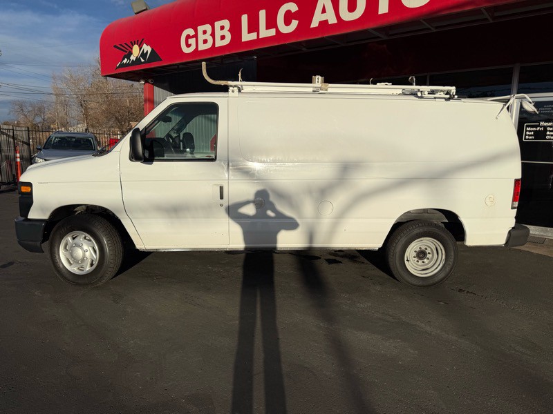 2013 Ford Econoline Image 2