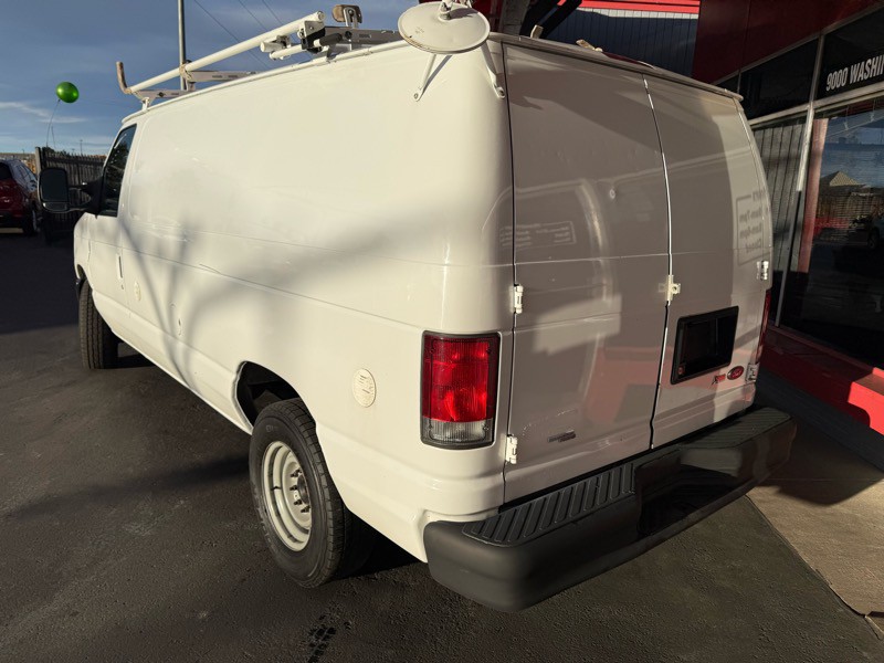 2013 Ford Econoline Image 3