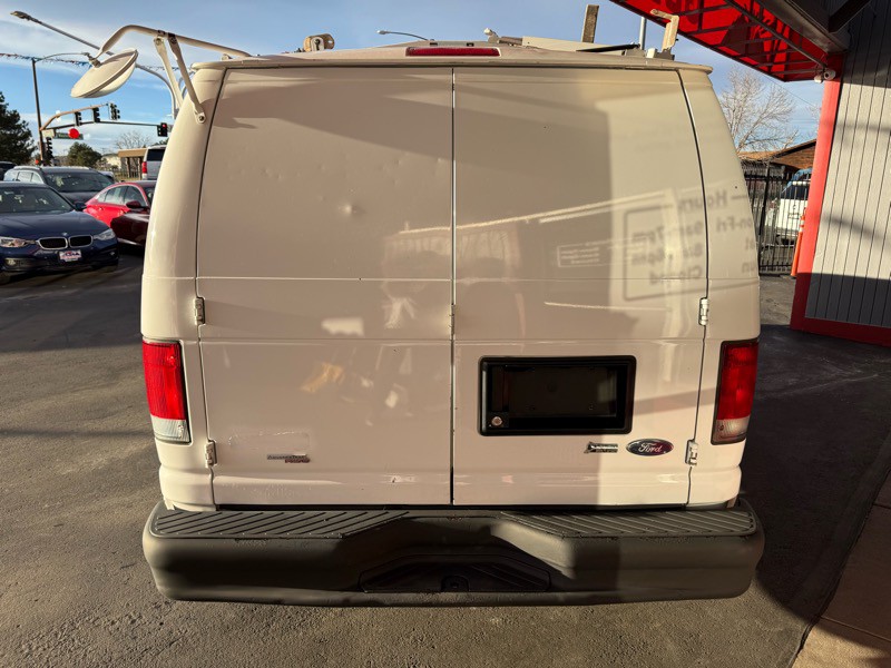 2013 Ford Econoline Image 4