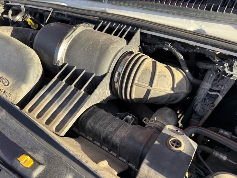 2013 Ford Econoline Image 26