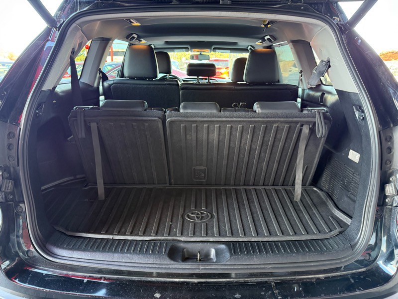 2015 Toyota Highlander Image 6