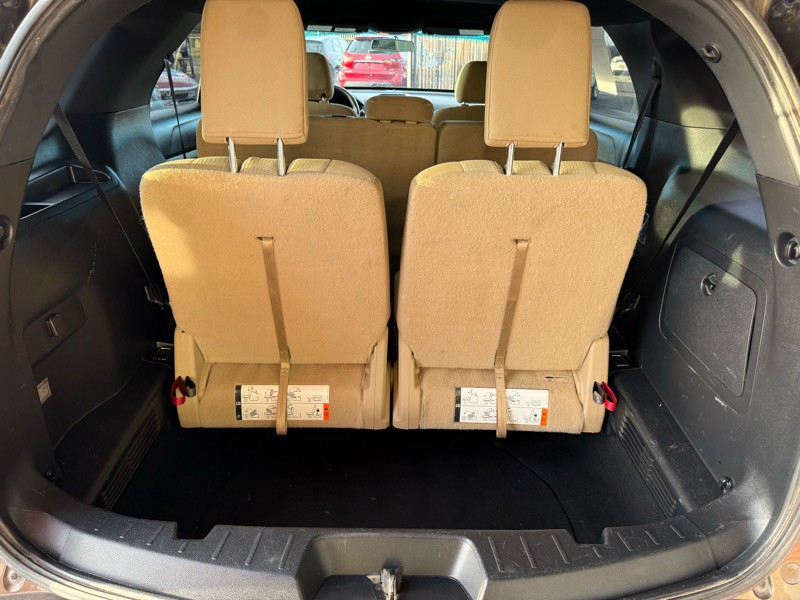 2016 Ford Explorer Image 5