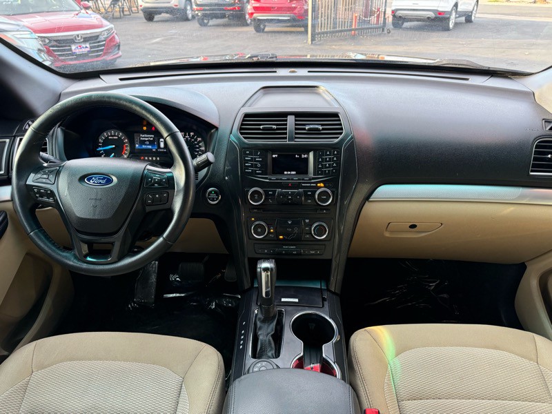 2016 Ford Explorer Image 14