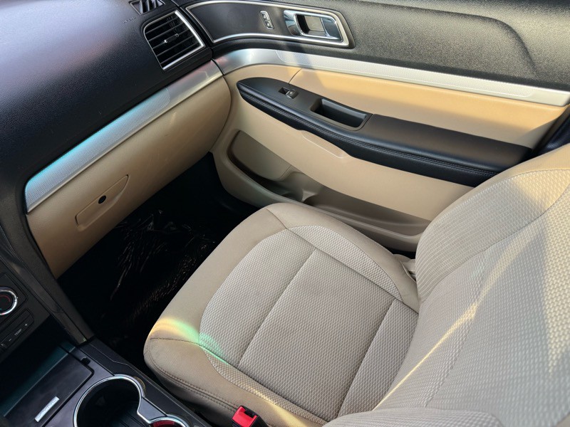 2016 Ford Explorer Image 15