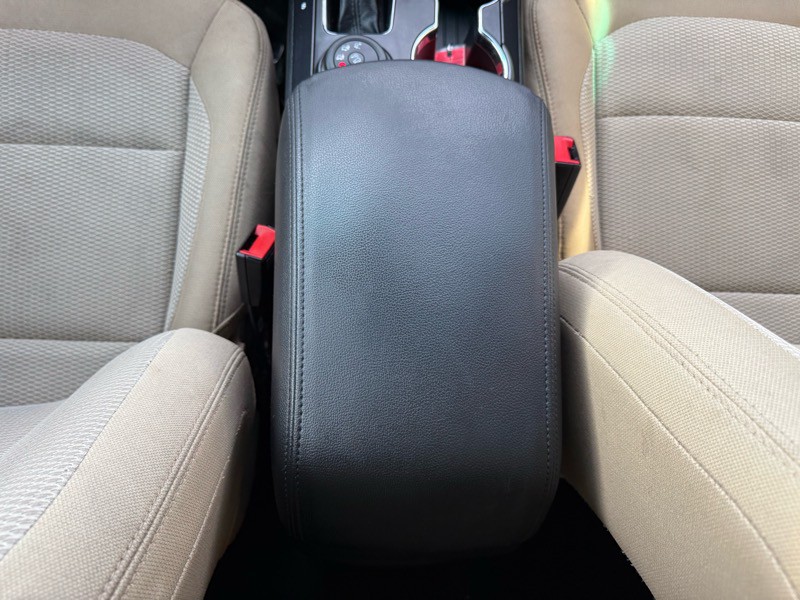 2016 Ford Explorer Image 19