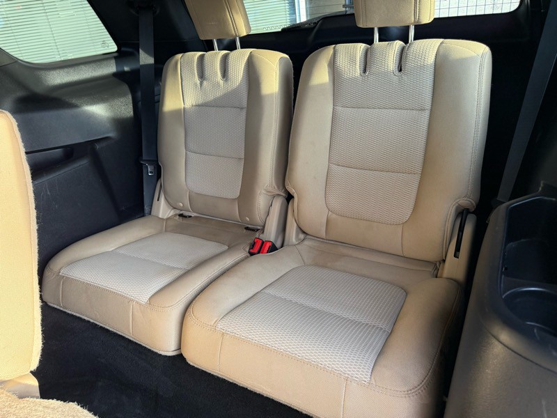 2016 Ford Explorer Image 30