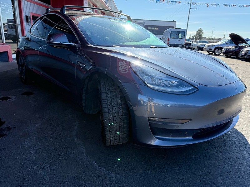 2020 Tesla Model 3 Image 8