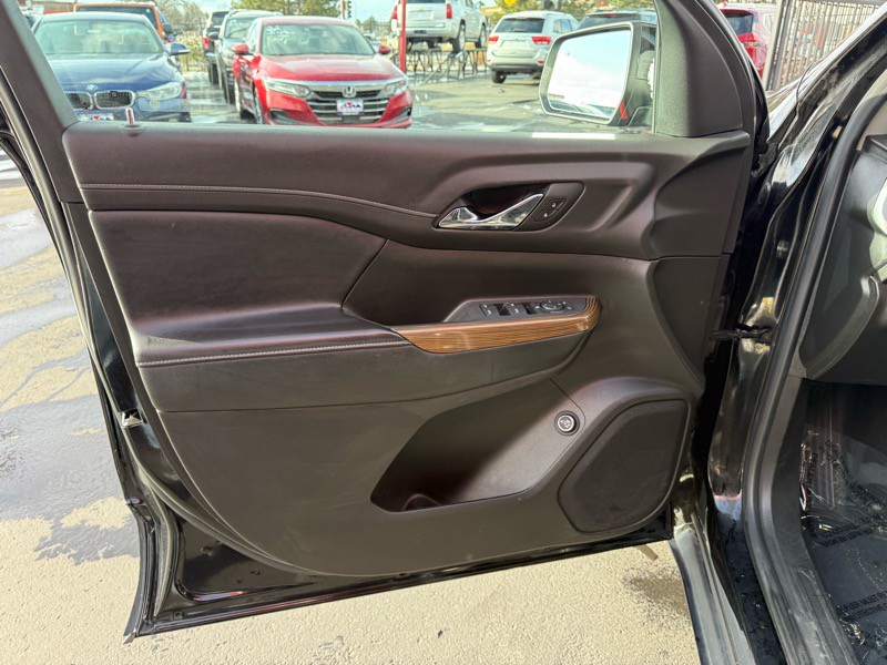 2020 GMC Acadia Image 12