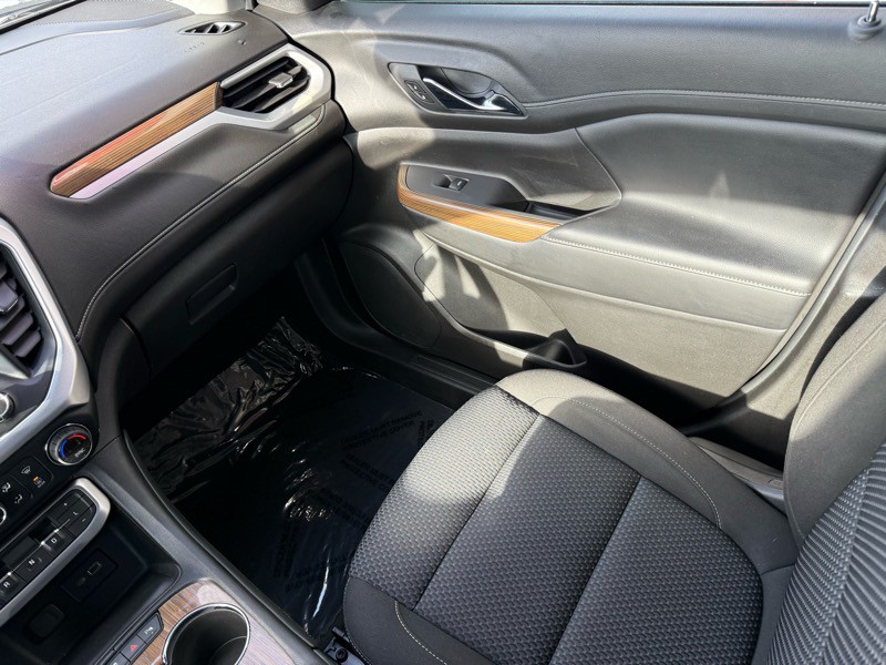 2020 GMC Acadia Image 16