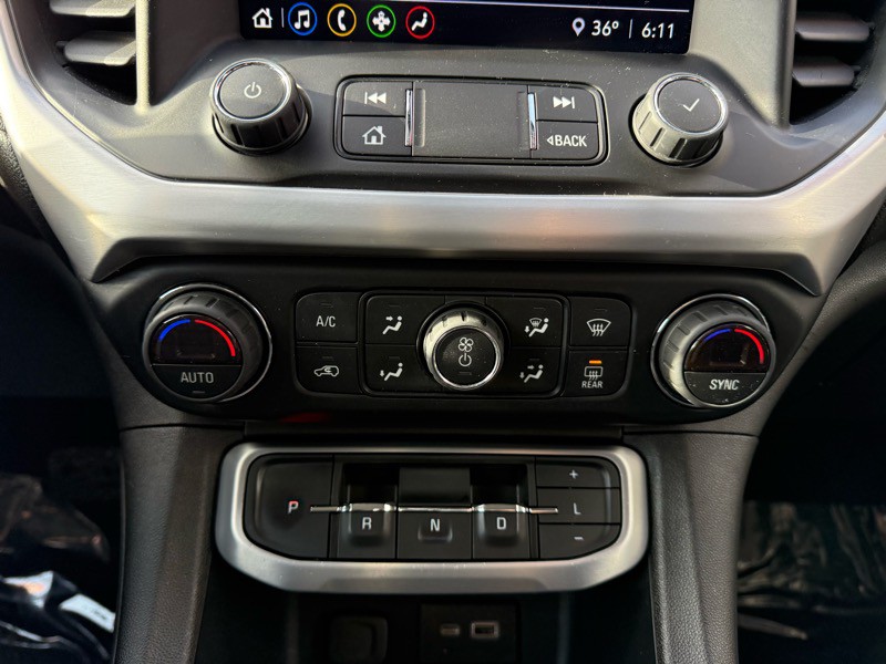 2020 GMC Acadia Image 18