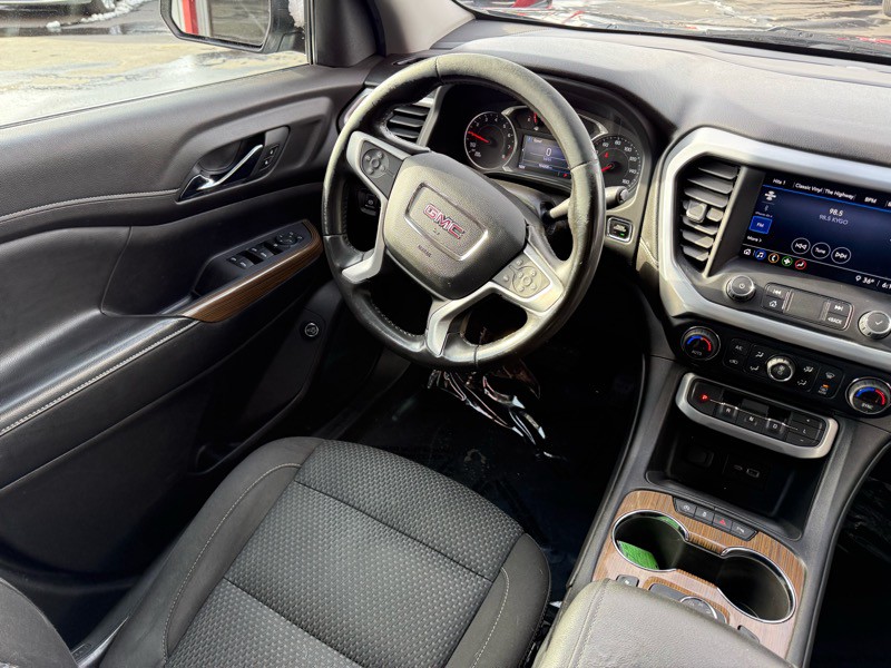 2020 GMC Acadia Image 21