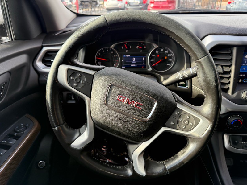 2020 GMC Acadia Image 23