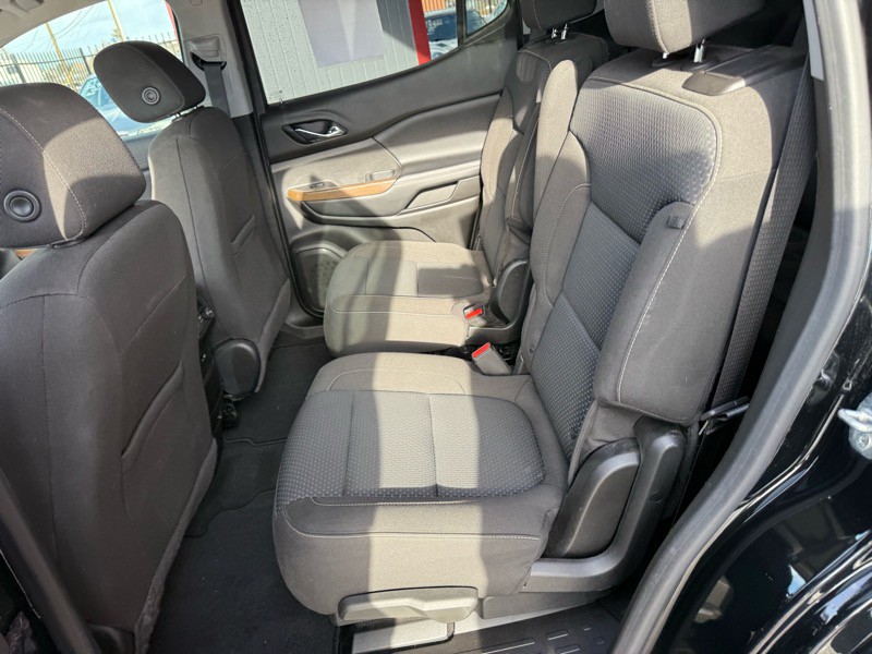 2020 GMC Acadia Image 28