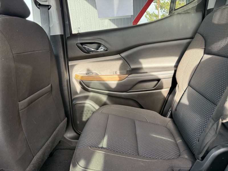 2020 GMC Acadia Image 30