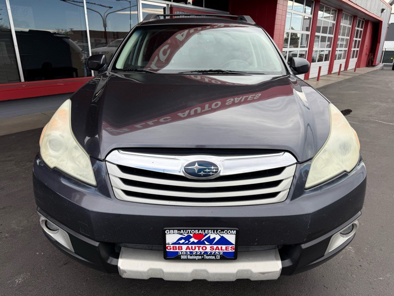 2011 Subaru Outback Image 10