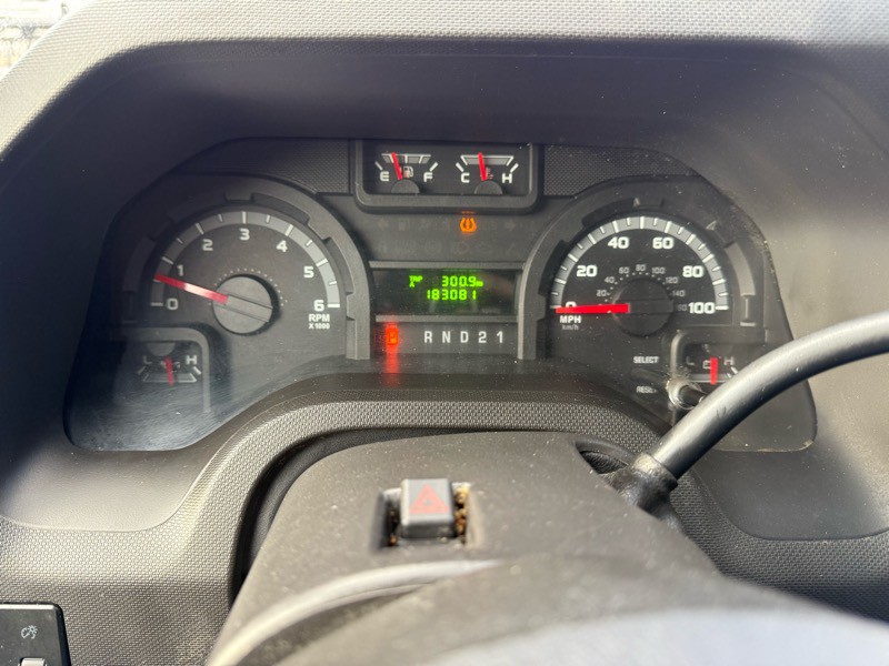 2014 Ford Econoline Image 21