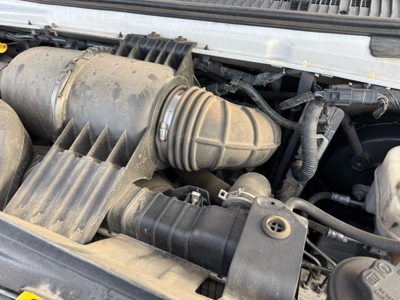 2014 Ford Econoline Image 24