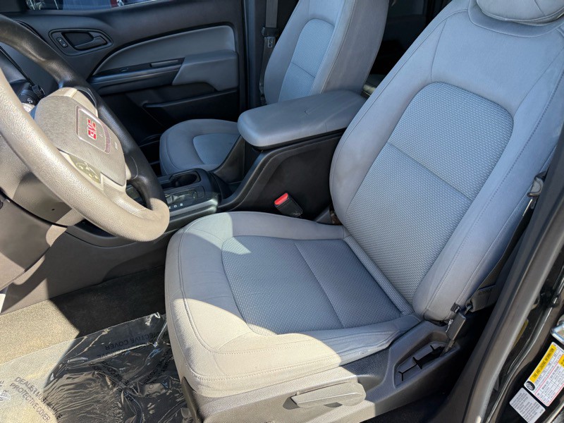 2016 GMC Canyon Image 12