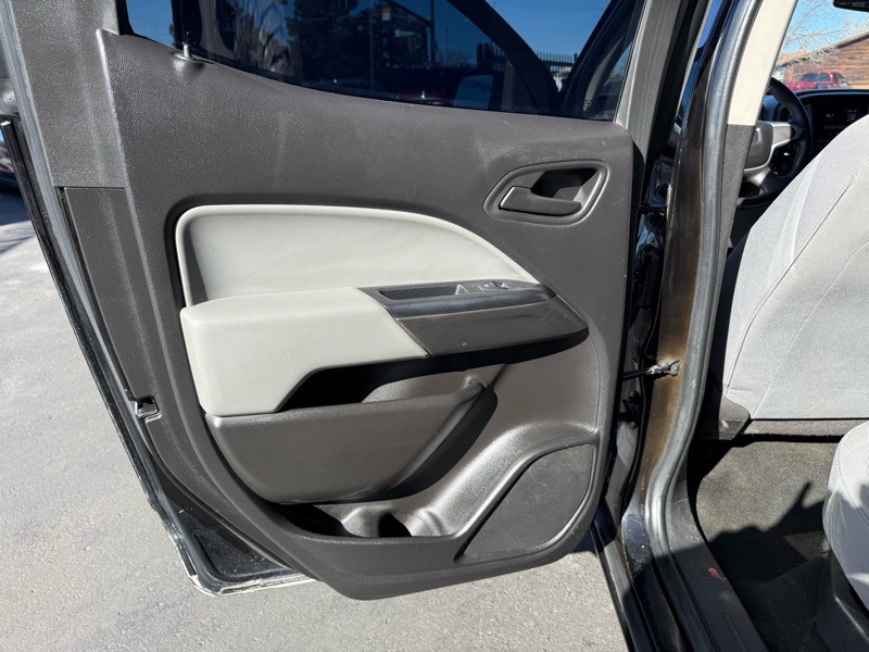 2016 GMC Canyon Image 26