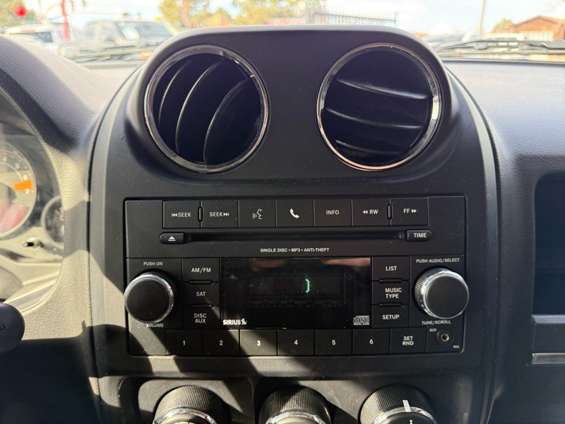 2014 Jeep Patriot Image 17