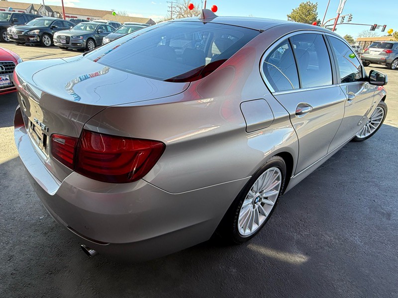 2012 BMW 5 Series Image 6