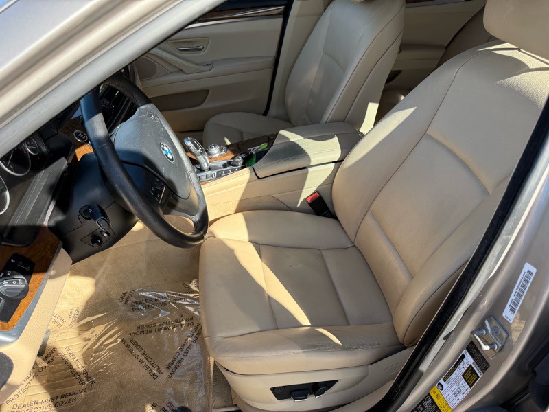 2012 BMW 5 Series Image 13