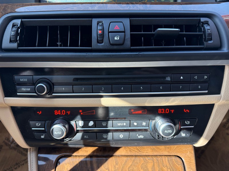 2012 BMW 5 Series Image 18