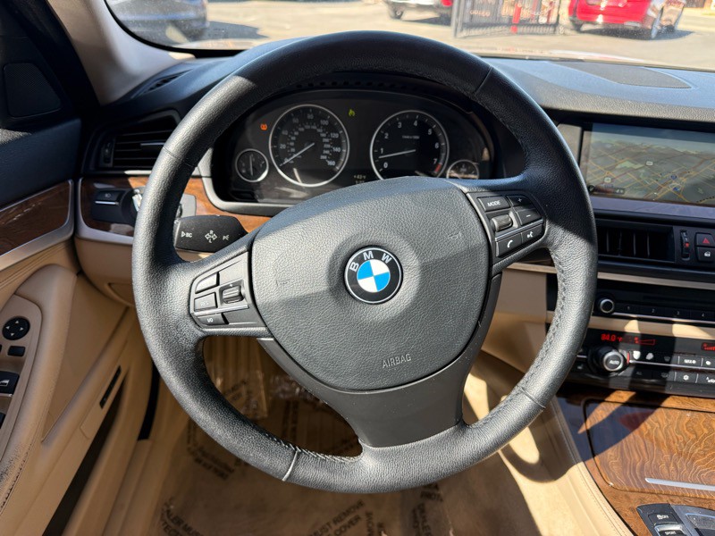 2012 BMW 5 Series Image 23