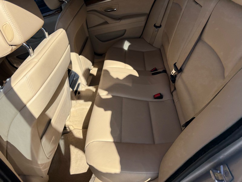 2012 BMW 5 Series Image 29